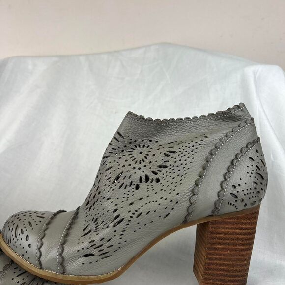 L'Artiste by Spring Step Leather Heeled boots Grey leather Ankle Boots Size 9 - Picture 4 of 8